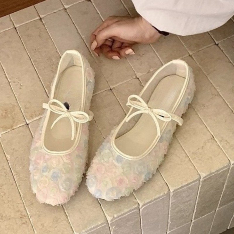 Boots - Nazik Yeni Çin Gülü Fileli Mary
